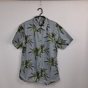 True Rock Mens S/S Shirt  NWOT
